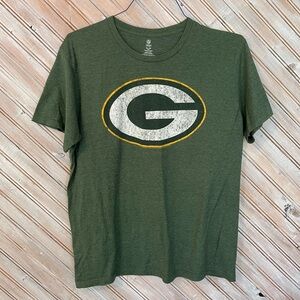 NFL Green Bay Packers Green Tee Shirt Football Team Apparel Sports Fan Game Gear